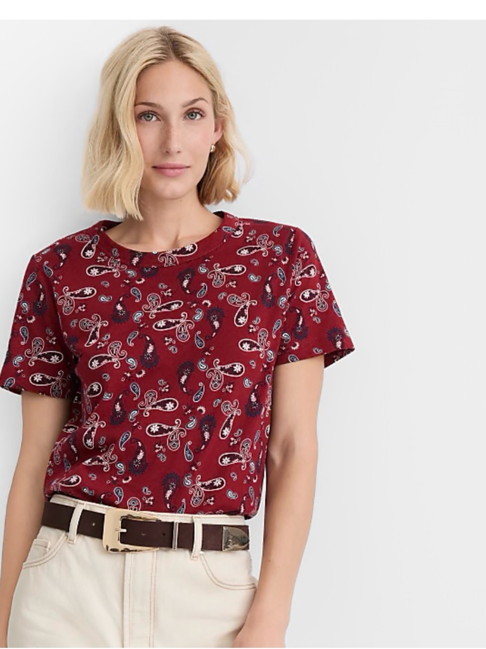 BNWT! Burgundy Paisley Short Sleeve Tee